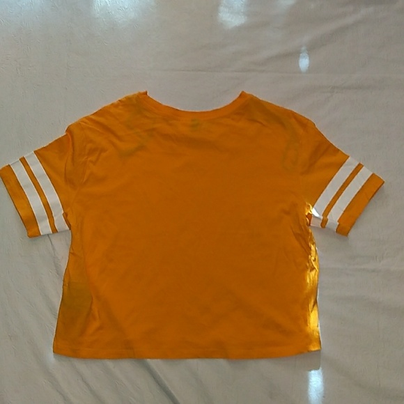 NWOT H&M Divided Semi- Crop Top / Ter - Picture 8 of 8